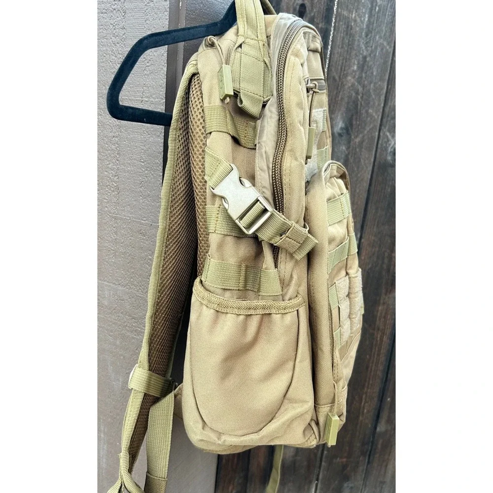 SOG Ninja Tactical Daypack Backpack 24.2L Desert Clay MOLLE YPB001SOG-DCLY